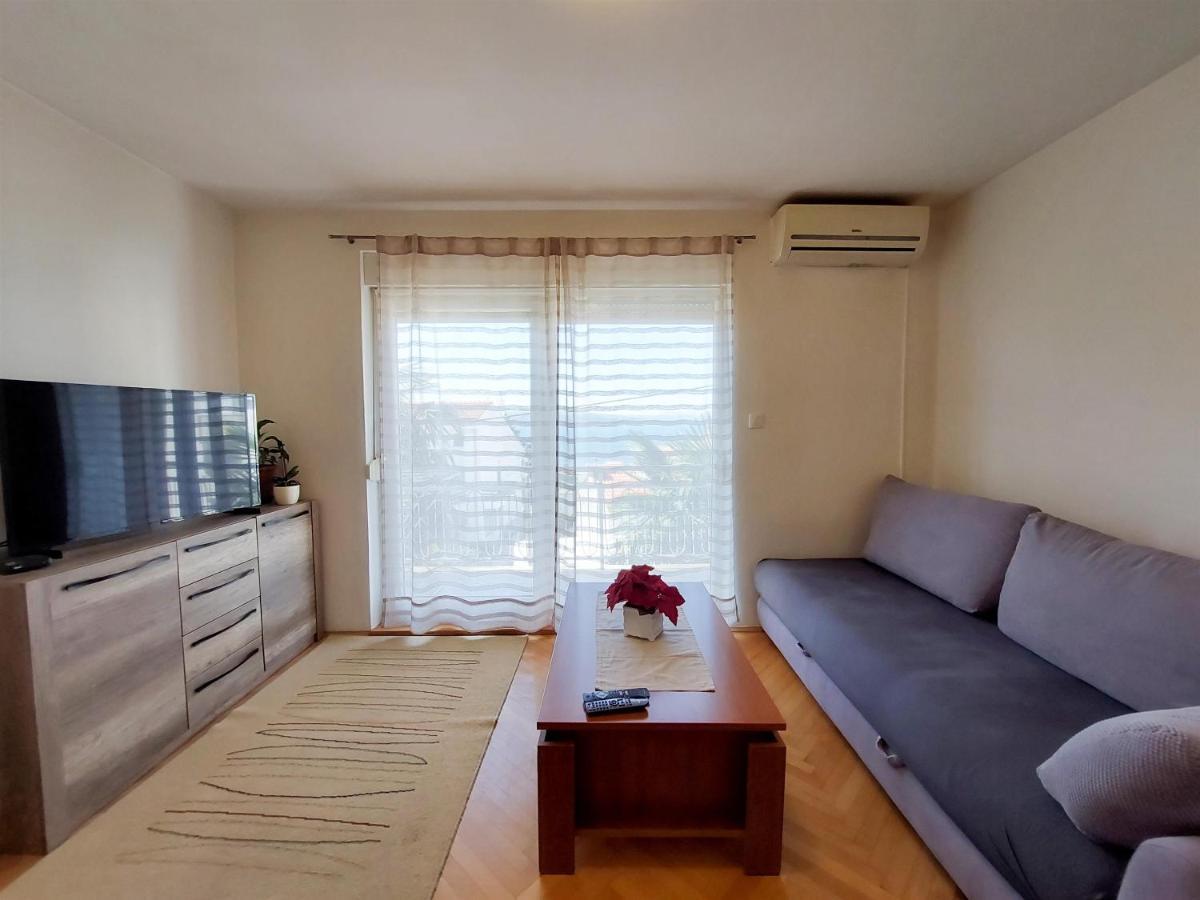 Apartment Tamarut Crikvenica Exteriör bild
